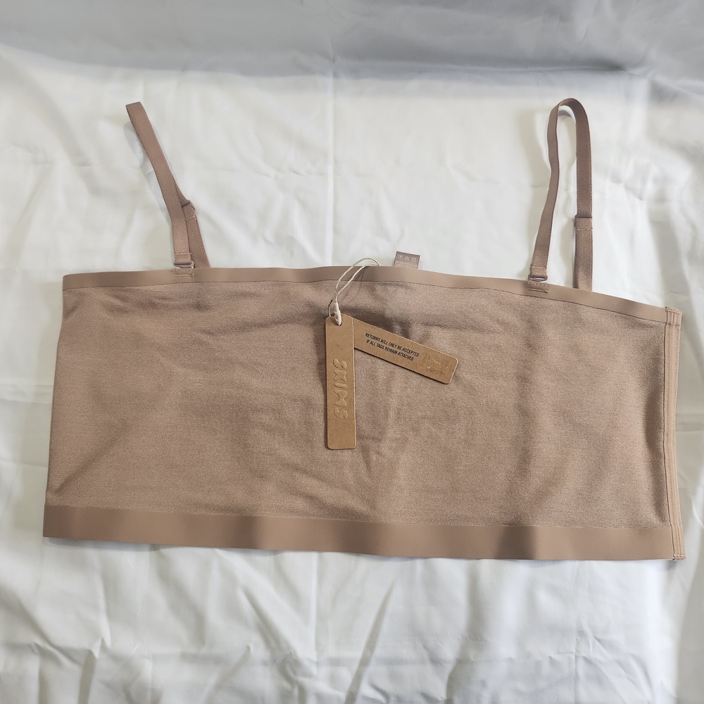 SKIMS Tan Seamless Bandeau Bralette